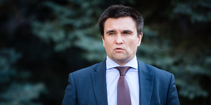 Климкин хочет провести выборы в Донбассе под присмотром полицейской миссии ОБСЕ