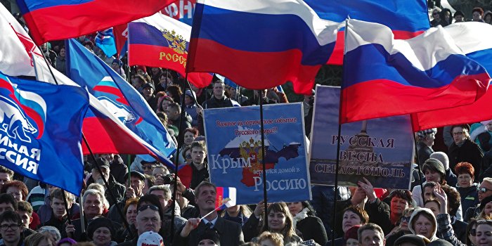 Lenta.ru: «У Крымской весны отцов столько, что просто не счесть» Lenta.ru: «У Крымской весны отцов столько, что просто не счесть»