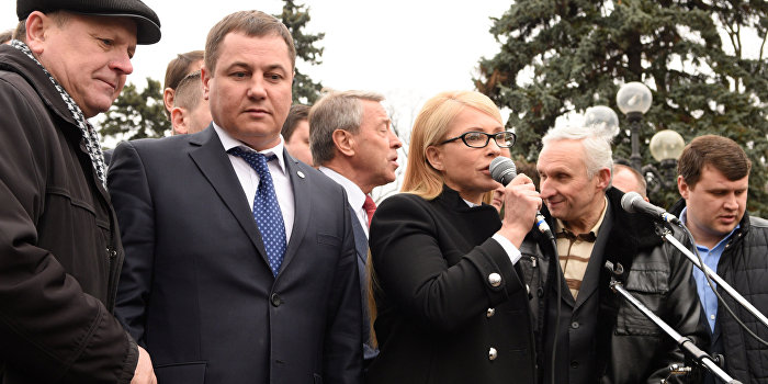 Тимошенко лидирует в рейтинге кандидатов на пост президента Украины Тимошенко лидирует в рейтинге кандидатов на пост президента Украины