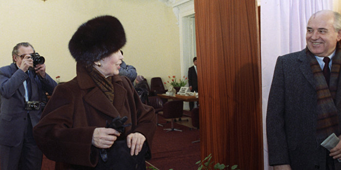 Референдумом «о сохранении СССР» власть обманула народ дважды Референдумом «о сохранении СССР» власть обманула народ дважды