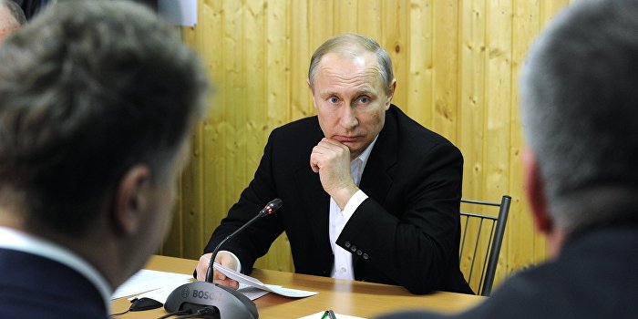 Путин потребовал найти ответственного за срыв строительства трассы Керчь-Симферополь Путин потребовал найти ответственного за срыв строительства трассы Керчь-Симферополь