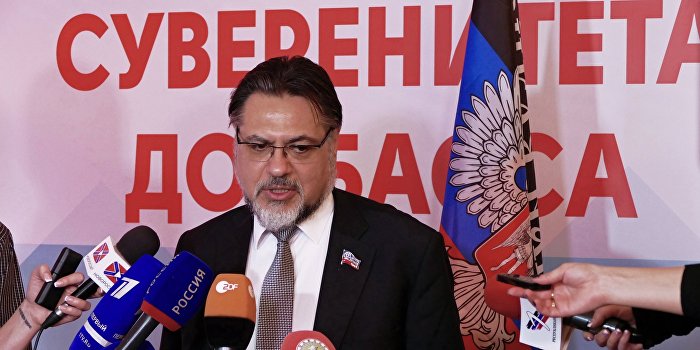 Дейнего ответил на заявление Порошенко о «честных выборах» в Донбассе Дейнего ответил на заявление Порошенко о «честных выборах» в Донбассе