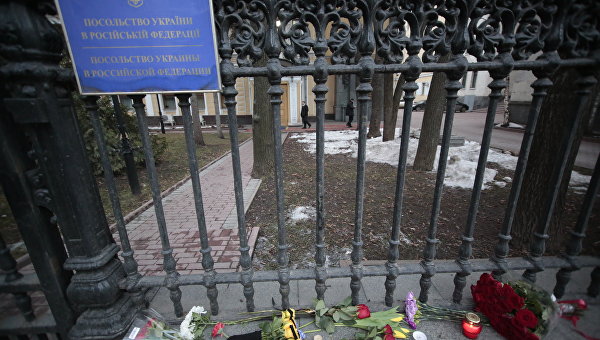 Разрыв дипотношений Украины с Россией: принять нельзя отставить Разрыв дипотношений Украины с Россией: принять нельзя отставить