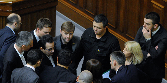 Семенченко расправился с политическим конкурентом Семенченко расправился с политическим конкурентом