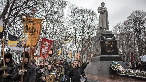 По Украине прокатилась волна протестов из-за переименования городов и улиц По Украине прокатилась волна протестов из-за переименования городов и улиц