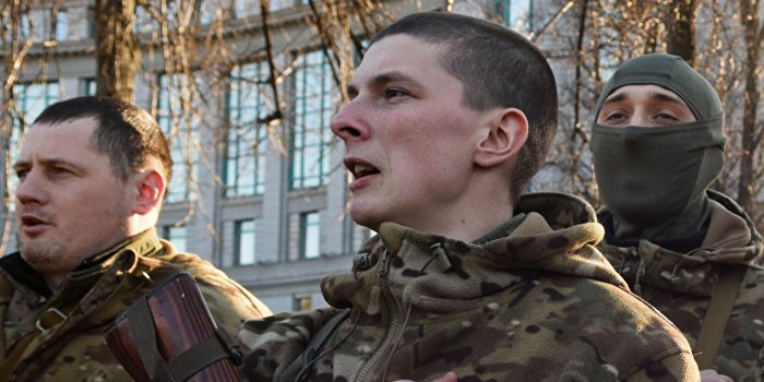 Джемилев заявил о создании крымско-татарского «батальона смертников» Джемилев заявил о создании крымско-татарского «батальона смертников»