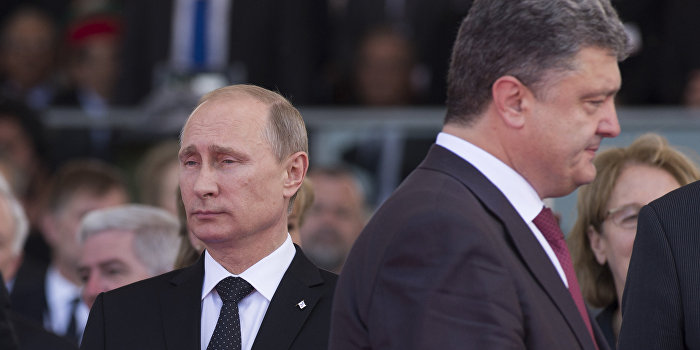 Путин и Порошенко достигли согласия по вооруженной миссии в Донбассе Путин и Порошенко достигли согласия по вооруженной миссии в Донбассе