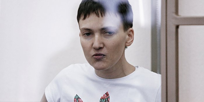 Активисты на Майдане требуют возвращения Савченко на Украину Активисты на Майдане требуют возвращения Савченко на Украину