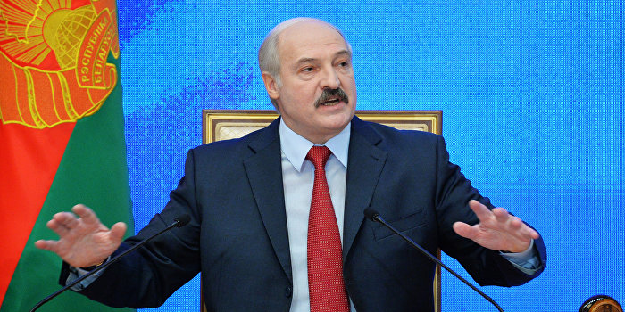 Лукашенко пообещал привлечь воюющих на Украине белорусов к ответственности Лукашенко пообещал привлечь воюющих на Украине белорусов к ответственности