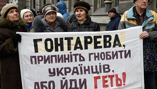 Охрименко: Будем стрелять в Донбассе - будут кредиты МВФ Охрименко: Будем стрелять в Донбассе - будут кредиты МВФ