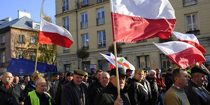 В Польше проходят митинги против размещения баз ПРО США В Польше проходят митинги против размещения баз ПРО США