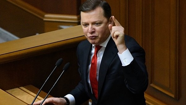 Заседание ВР: парад вышиванок, осада трибуны и назначения в БПП Заседание ВР: парад вышиванок, осада трибуны и назначения в БПП