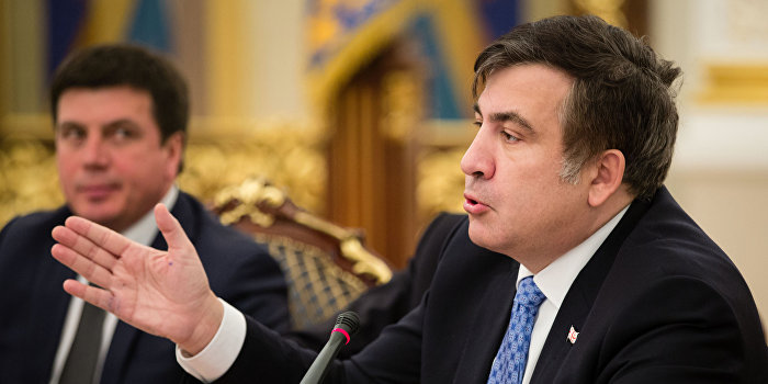 Саакашвили назвал правительство Украины «кучкой посредственностей» Саакашвили назвал правительство Украины «кучкой посредственностей»