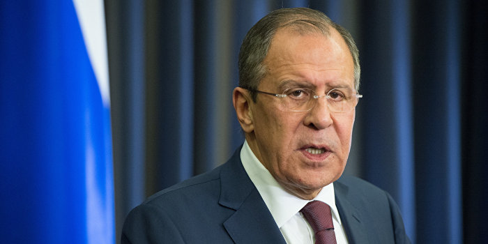 Лавров: «Пускай Савченко будет головной болью Украины» Лавров: «Пускай Савченко будет головной болью Украины»