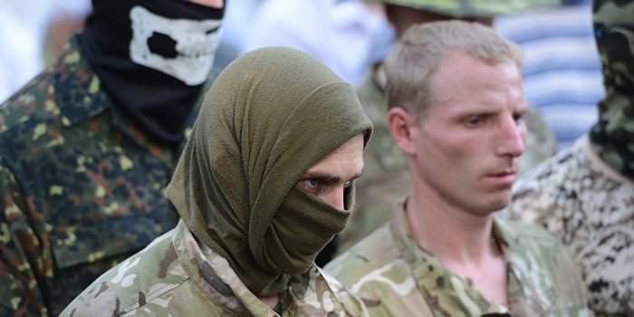 Бойцы добробатов захватили Одесский облсовет Бойцы добробатов захватили Одесский облсовет