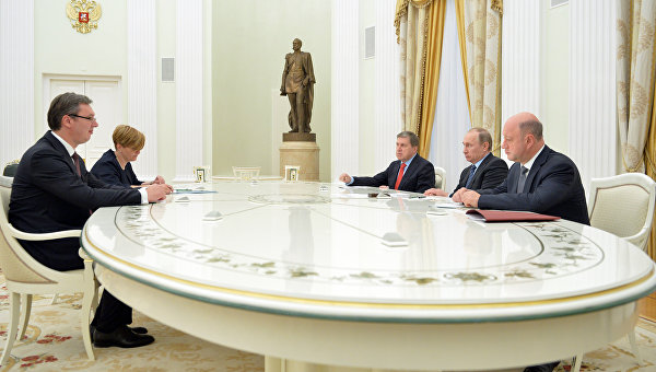Что происходит в российско-сербских отношениях Что происходит в российско-сербских отношениях