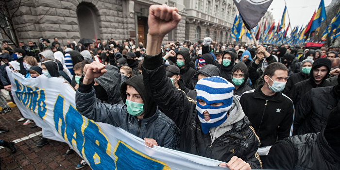 Украинские националисты в обозах немецкой армии Украинские националисты в обозах немецкой армии