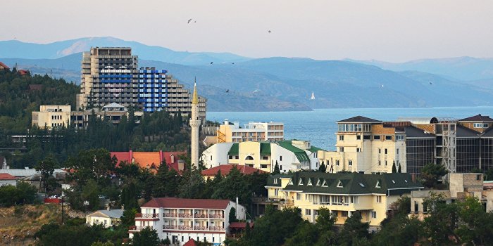 Экс-депутат Юрмалы намерен восстановить побратимские отношения с Алуштой Экс-депутат Юрмалы намерен восстановить побратимские отношения с Алуштой
