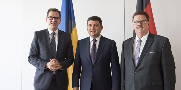 Германия берет в свои руки реформу украинской таможни Германия берет в свои руки реформу украинской таможни