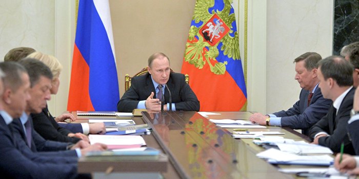 Путин продлил действие контрсанкций до 31 декабря 2017 года Путин продлил действие контрсанкций до 31 декабря 2017 года