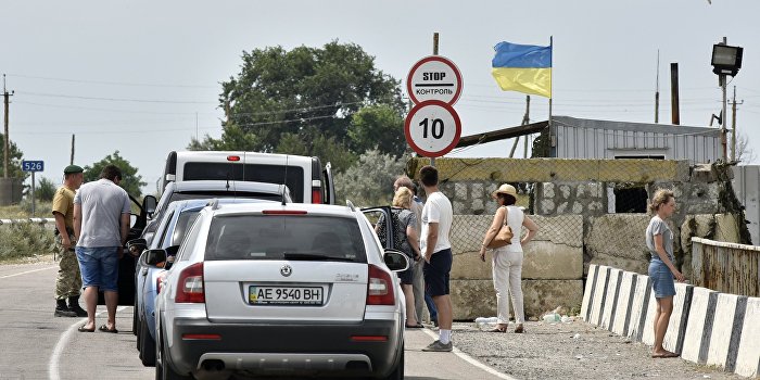 Украина выгнала немецкого туриста, посетившего Крым Украина выгнала немецкого туриста, посетившего Крым
