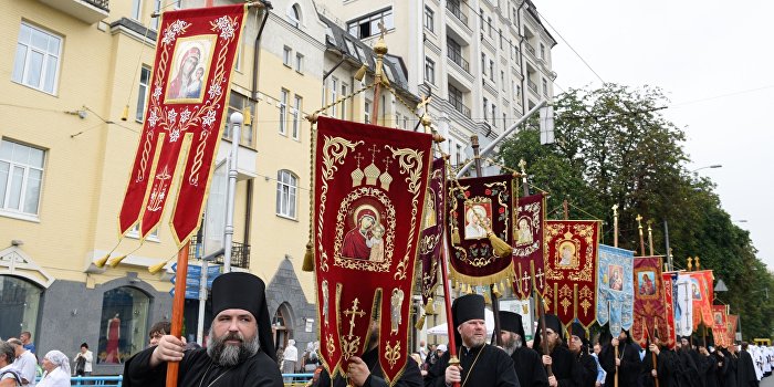Советник главы СБУ опроверг слова Парубия о крестном ходе Советник главы СБУ опроверг слова Парубия о крестном ходе