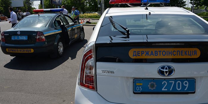 Пьяный гаишник протаранил детский сад в Ужгороде Пьяный гаишник протаранил детский сад в Ужгороде
