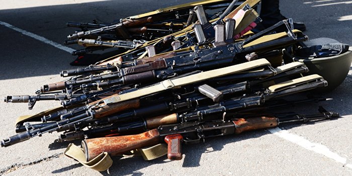 Полиция обнаружила нелегальный арсенал оружия в центре Киева