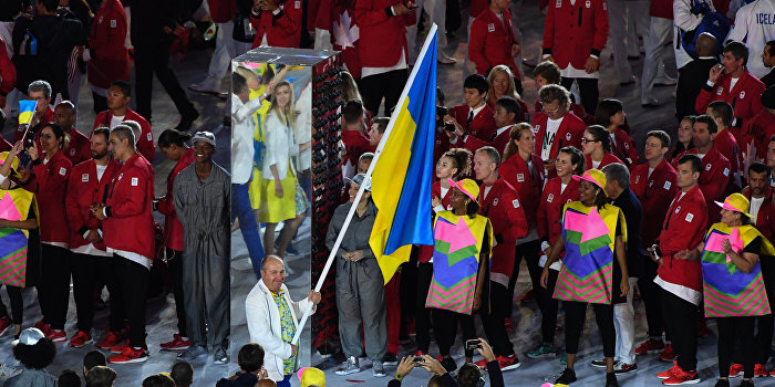 Украинских олимпийцев заставили покаяться за поддержку России