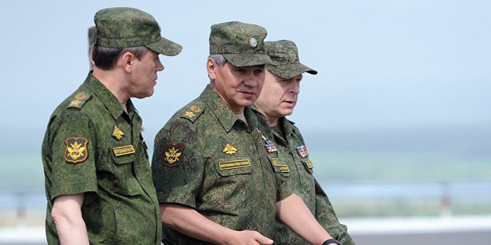 Министр обороны России прибыл в Крым на военные учения «Кавказ-2016» Министр обороны России прибыл в Крым на военные учения «Кавказ-2016»