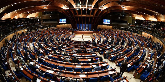 Украина захотела отставки главы ПАСЕ Украина захотела отставки главы ПАСЕ