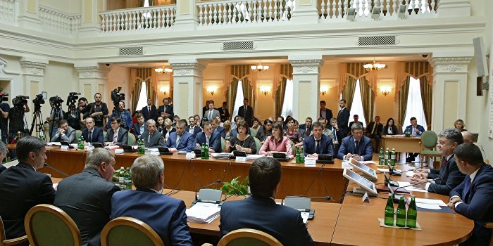 СМИ: Украинские власти «не вылазят» из российских соцсетей СМИ: Украинские власти «не вылазят» из российских соцсетей
