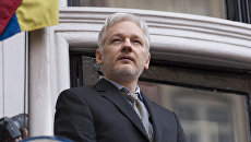 WikiLeaks: Ассанж обнародует компромат на Клинтон
