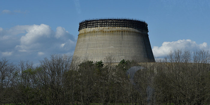 В «Укрытие»: Четвертый энергоблок Чернобыльской АЭС закрывают аркой