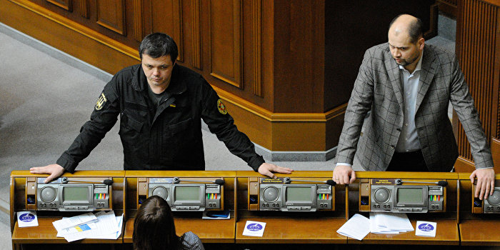 Комбата Семенченко лишают офицерского звания