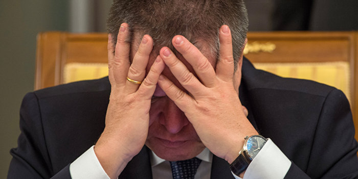 Путин освободил Улюкаева от должности в связи с утратой доверия