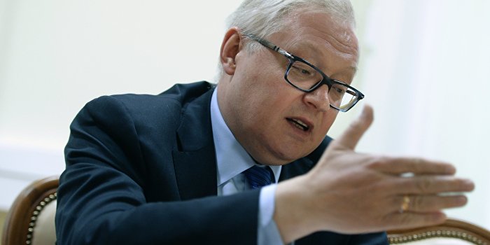 Россия и Канада обсуждали Украину за закрытыми дверьми Россия и Канада обсуждали Украину за закрытыми дверьми