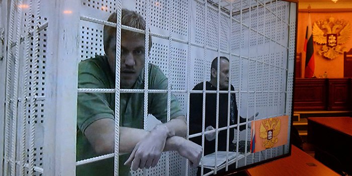Общее горе: Матери Клыха и Агеева призвали Порошенко и Путина помиловать сыновей Общее горе: Матери Клыха и Агеева призвали Порошенко и Путина помиловать сыновей