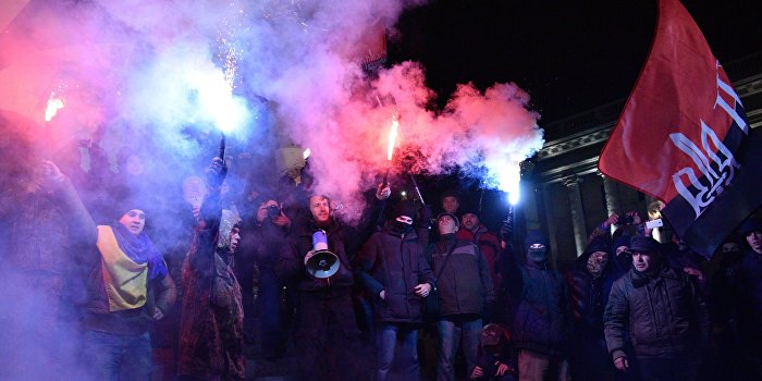 Беспорядки в Киеве ухудшают имидж Украины на Западе