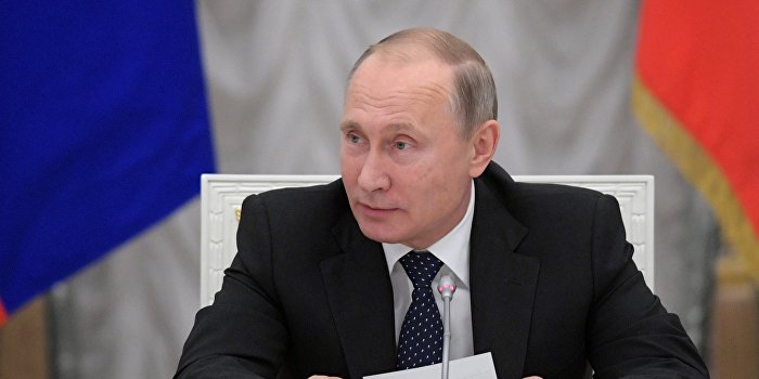 Путин подписал указ о признании воинских званий контрактников из Крыма