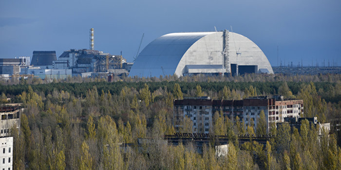 На Чернобыльской АЭС завершается установка нового саркофага