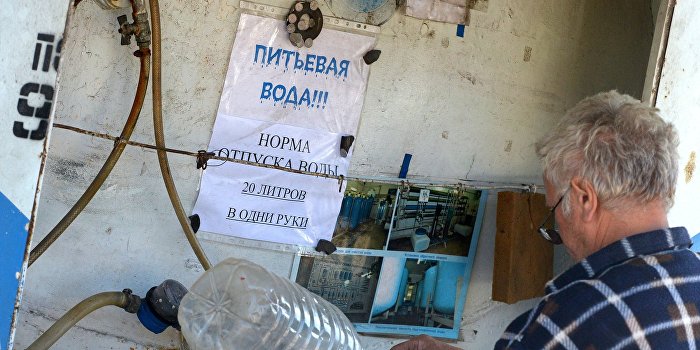Ночные бои оставили 400 тысяч жителей Донбасса без воды Ночные бои оставили 400 тысяч жителей Донбасса без воды