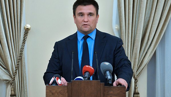 Украина отказывается менять свой закон об образовании Украина отказывается менять свой закон об образовании