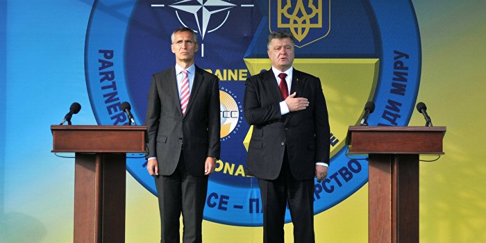 Ежедневное исполнение гимна Украины на ТВ признали неестественным Ежедневное исполнение гимна Украины на ТВ признали неестественным