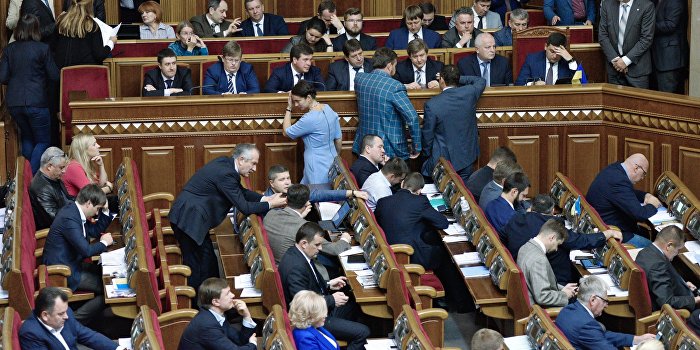 Под покровом ночи: что сулит украинцам бюджет на 2017 год Под покровом ночи: что сулит украинцам бюджет на 2017 год