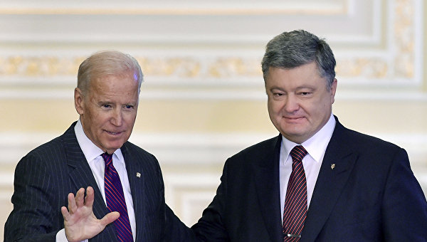 Маневр Байдена: с чем прилетел в Украину и с чем улетел из нее уходящий вице-президент США