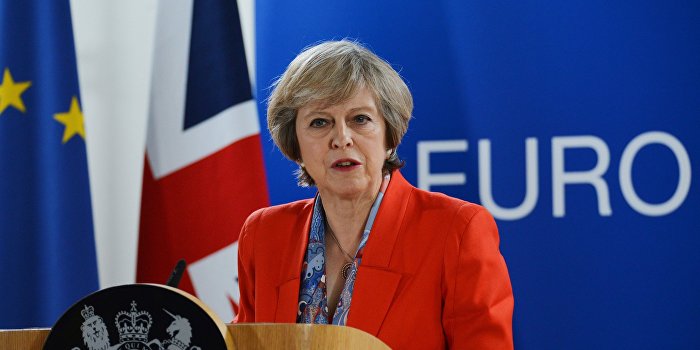 Тереза Мэй: Великобритания не будет держаться за членство в ЕС