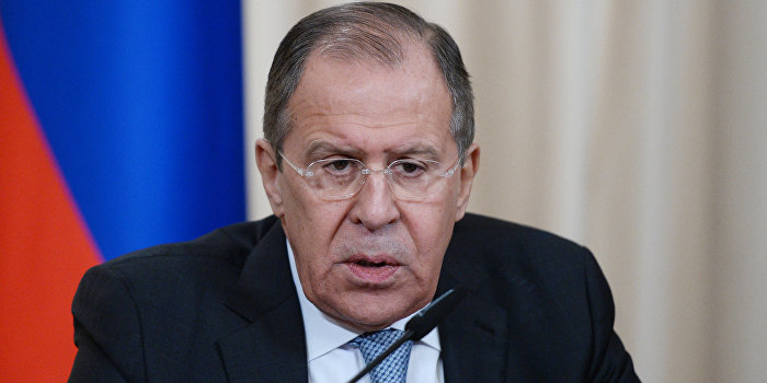 Лавров: Киев пытается увильнуть от выполнения Минских соглашений Лавров: Киев пытается увильнуть от выполнения Минских соглашений