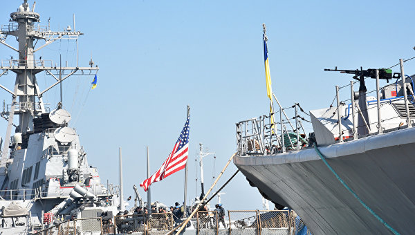 НАТО обосновывается на морских рубежах Украины