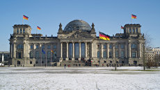 Германия добивается отказа от санкций против РФ в энергетике - Bloomberg